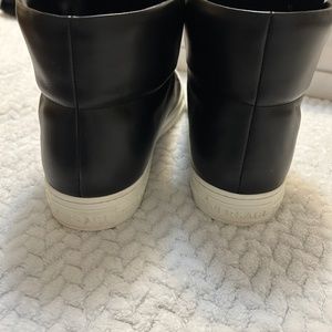 Men’s size 8.5 women’s 10 Versace high tops